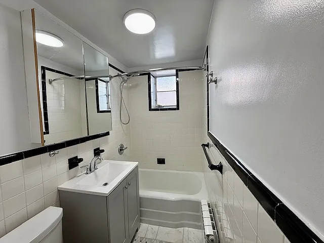 72-12 65th Pl #1 — Photo 5
