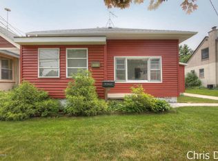 1042 Patton Ave NW, Grand Rapids, MI