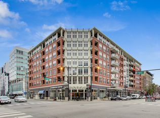 1001 W Madison St APT 212, Chicago, IL 60607