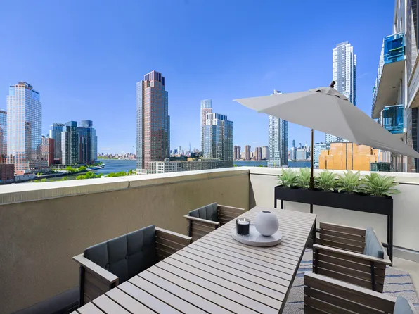 5-49 Borden Avenue 9K image 1 of 14