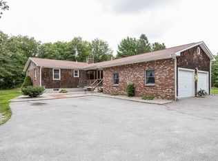 62 Riverview Dr, Westport, MA 02790
