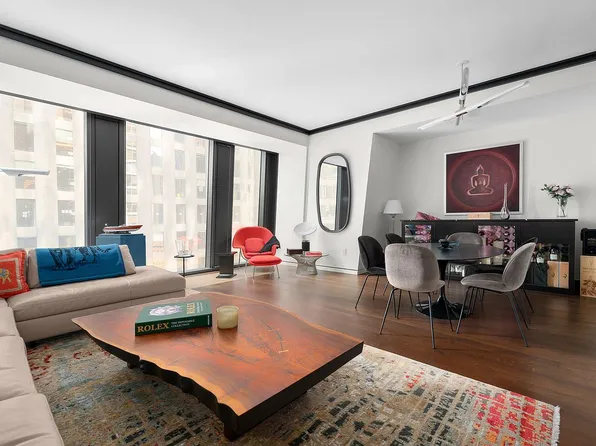 53 W 53rd St #21E, New York, NY 10019