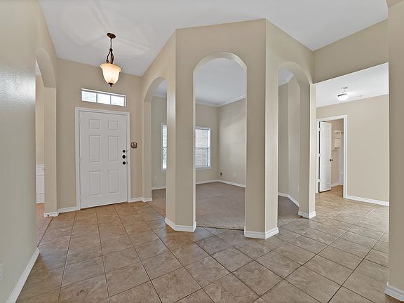2nd image of 3017 Jacob Dr