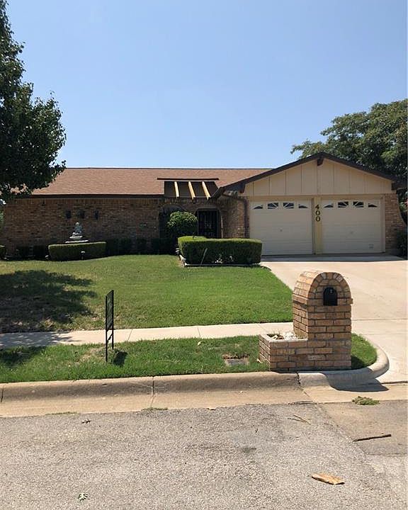 1st image of 400 Thomas Chapel Dr