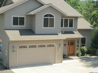 244 SE Whitten Rd, Mill City, OR 97360