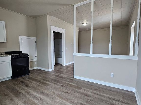 3rd image of 102 E Robinson St #215