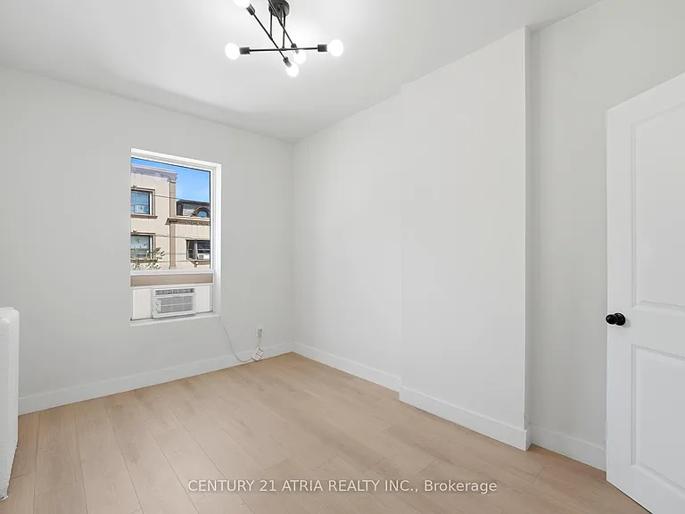 603 College St #2 — Photo 20