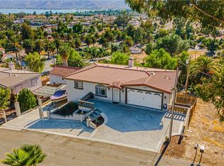 16659 Arnold Ave, Lake Elsinore, CA 92530