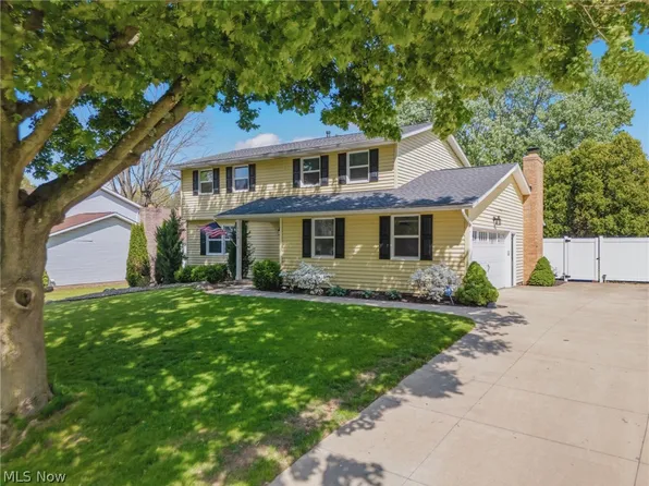 5406 Limerick Ave NW, North Canton, OH 44720