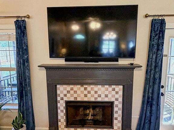 5th image of 137 Tanglewood Dr
