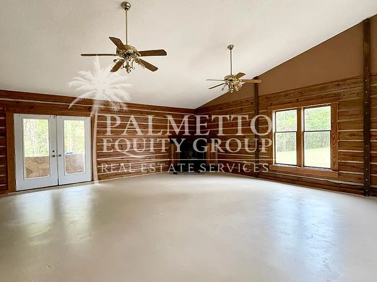 5258 Ferguson Rd — Photo 3