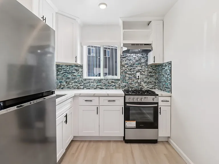 Astro Vista Apartments — Photo 25