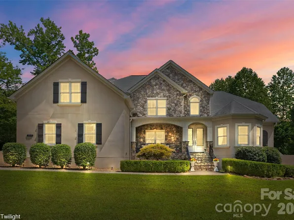 260 Indian Trl, Mooresville, NC 28117