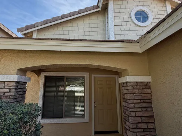 1719 W APPALOOSA Way, San Tan Valley, AZ 85144