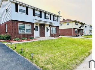 4917 N 105th St, Milwaukee, WI 53225
