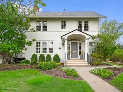 117 W Hickory St, Hinsdale, IL, 60521