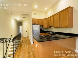 1911 8th St NW #2, Washington, DC 20001