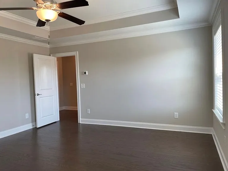 116 Herman Dr — Photo 15