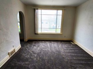 346 S Lake St #2, Gary, IN 46403