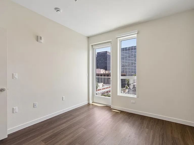 Maru Apartments — Photo 90