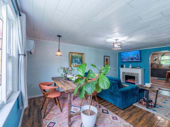 1101 S Rogers St APT 2