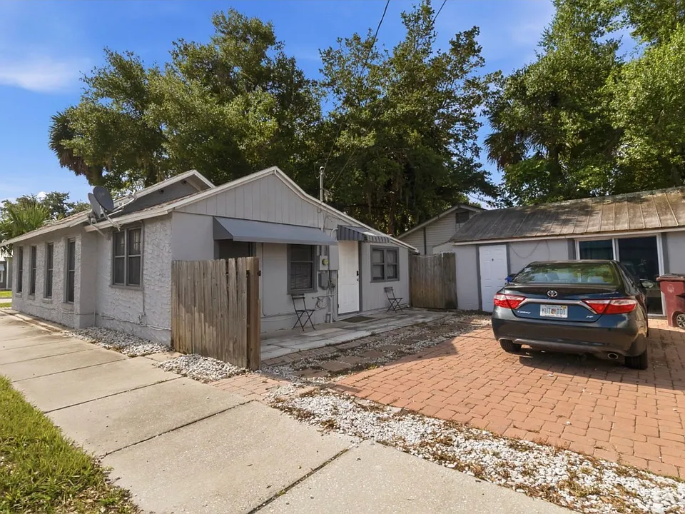 1102 Florida Ave