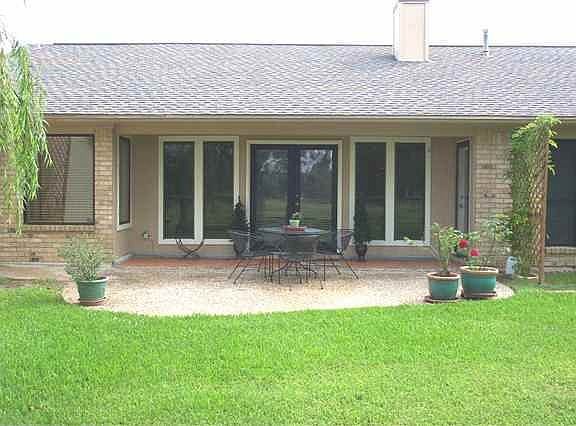 3rd image of 4345 Willow Bend Dr