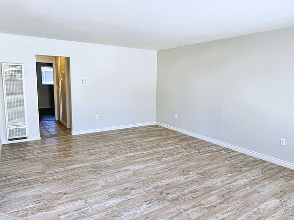 3rd image of 17358 San Luis St #4