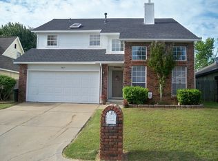 9017 E 87th Pl, Tulsa, OK 74133