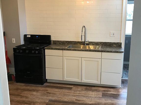2nd image of 456 Leonard St NW #2
