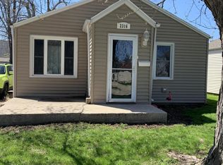 2316 Monroe Ave, Racine, WI 53405