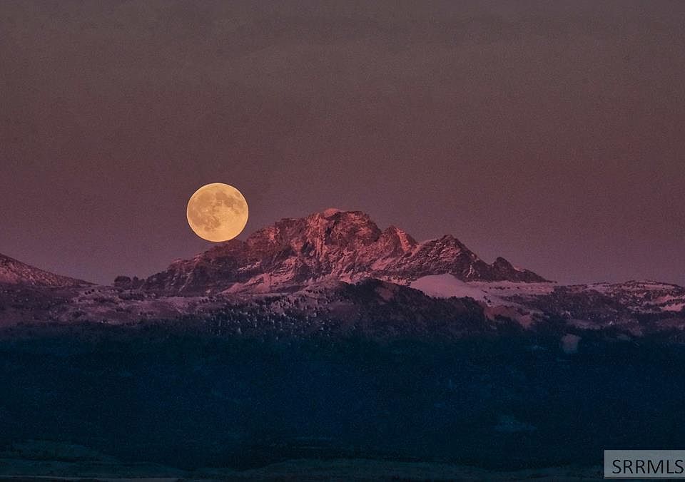 1st image of 8505 Appaloosa Rdg