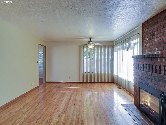 4th image of 9755 SW North Dakota St