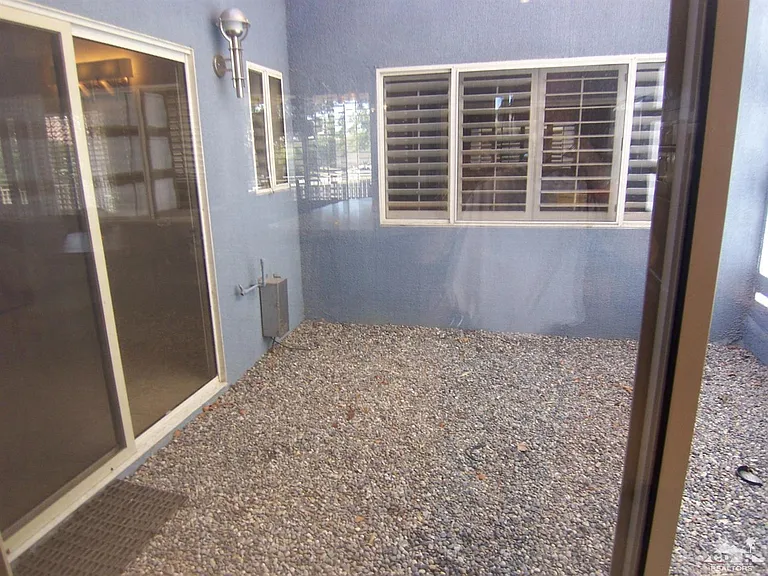 195 Desert Lakes Dr — Photo 23