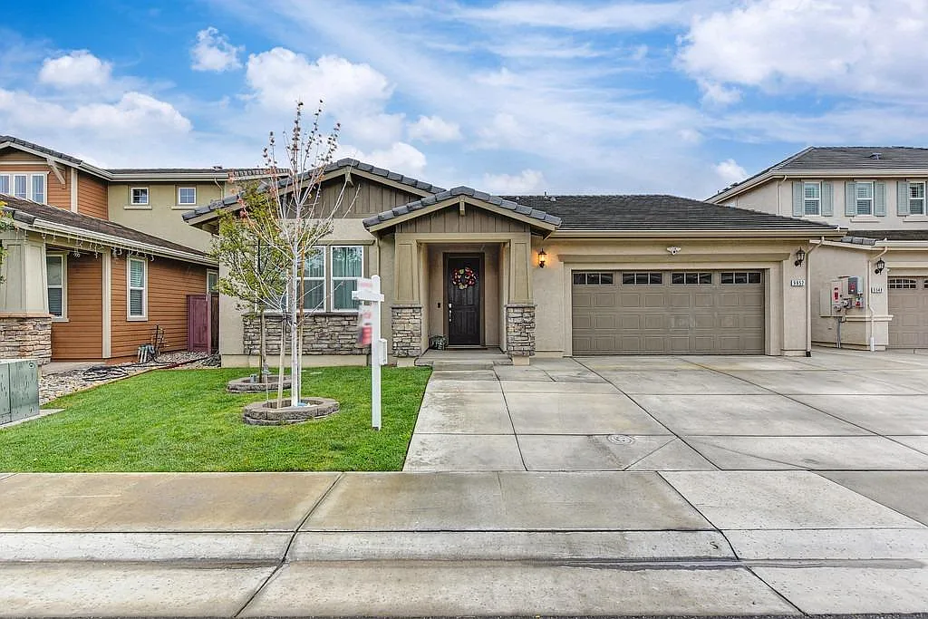 9952 Wagoner Way photo 1