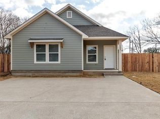 1003 Henderson St, Bryan, TX 77803