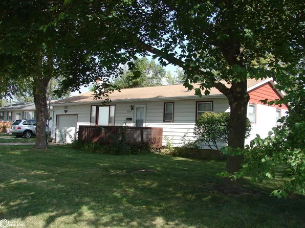 809 E Oak St, Mount Pleasant, IA 52641