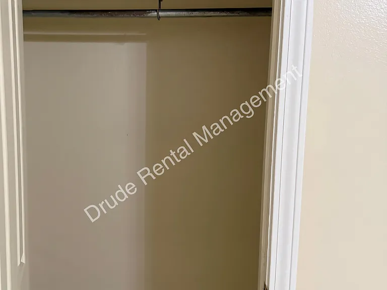 44068 S Baptist Rd #5 — Photo 2