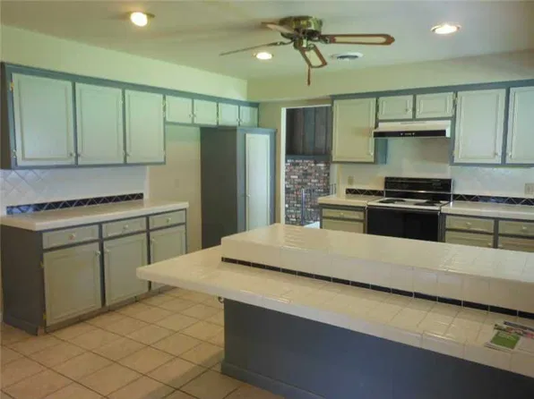 2706 W Patti Ln, Rogers, AR 72758