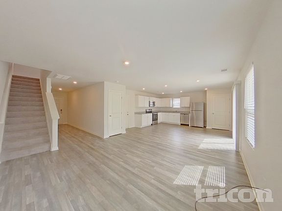 2nd image of 507 Dayspring Dr
