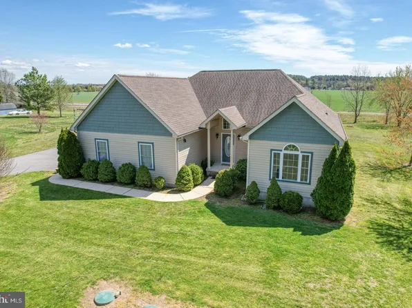 10484 Fox Glen Dr, Bridgeville, DE 19933