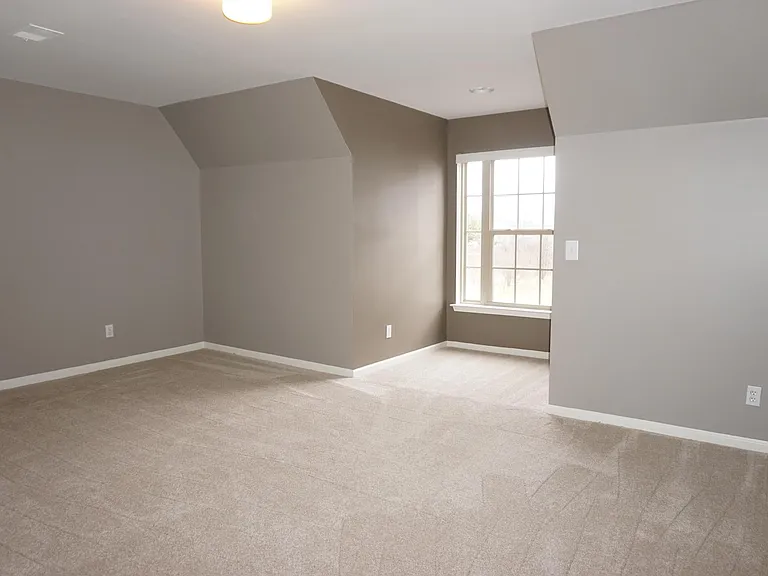 1345 Addington Ln — Photo 9