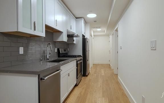2nd image of 1405 15th St
