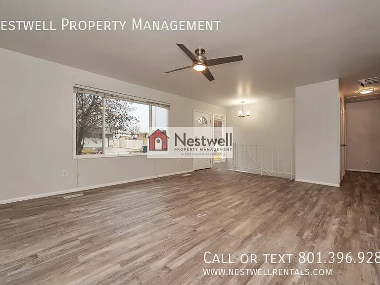 826 E 9630 S — Photo 2