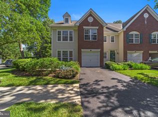 2 Wayne Ct, Plainsboro, NJ 08536