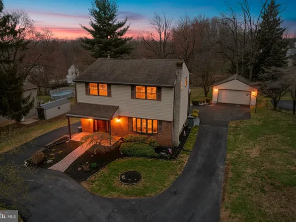 3850 Naamans Creek Rd, Upper Chichester, PA 19061