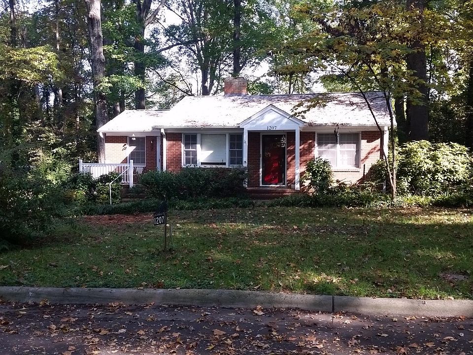 Lawn & leaf maintenance included. Private, wooded dead end street. Great view of Uptown from the front porch