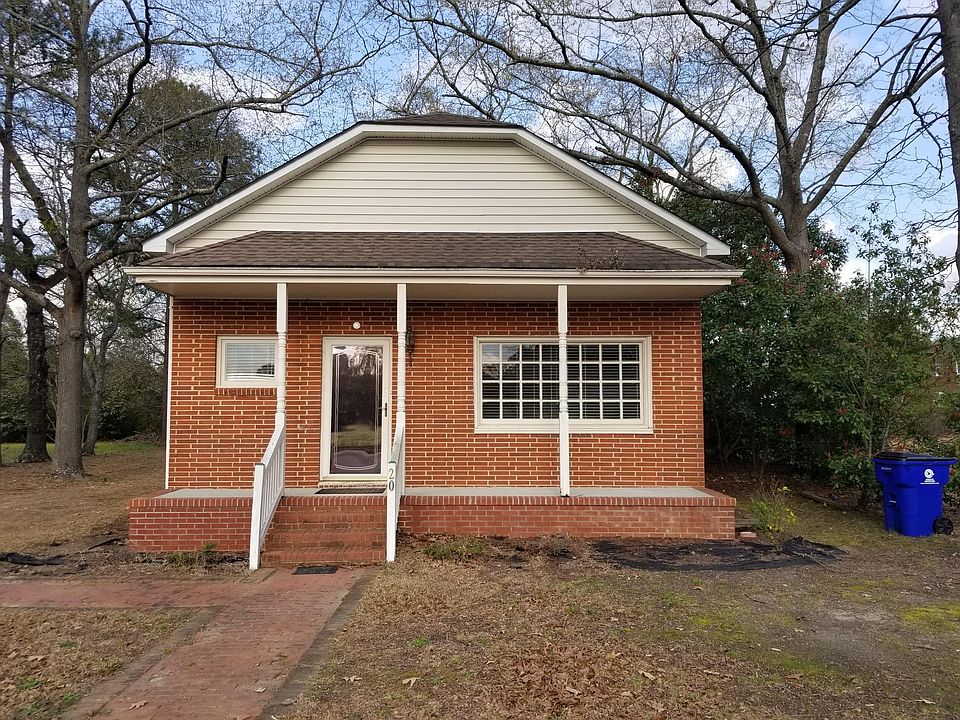 1st image of 208 S Main St