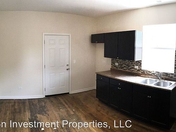 3rd image of 7843 S Evans Ave #1