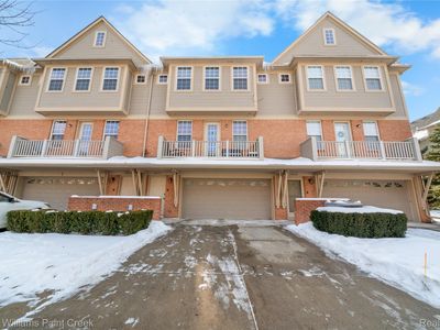 56634 Sunset Dr, Shelby Township, MI, 48316